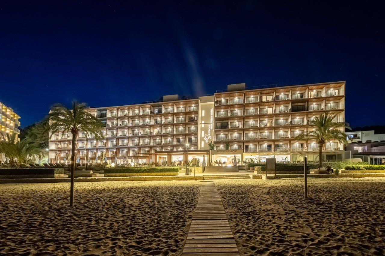 El Somni Ibiza Dream Hotel By Grupotel Sant Joan De Labritja Zewnętrze zdjęcie The hotel at night
